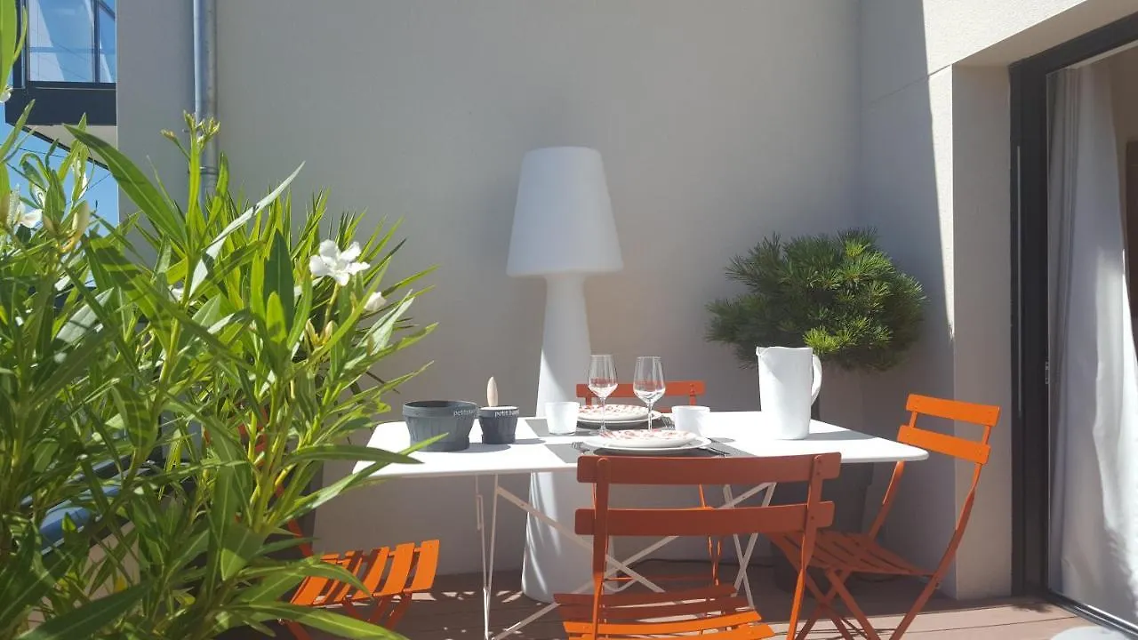 Апартаменты Les Cypres - Appt Avec Terrasse Proche Plage Сен-Мало