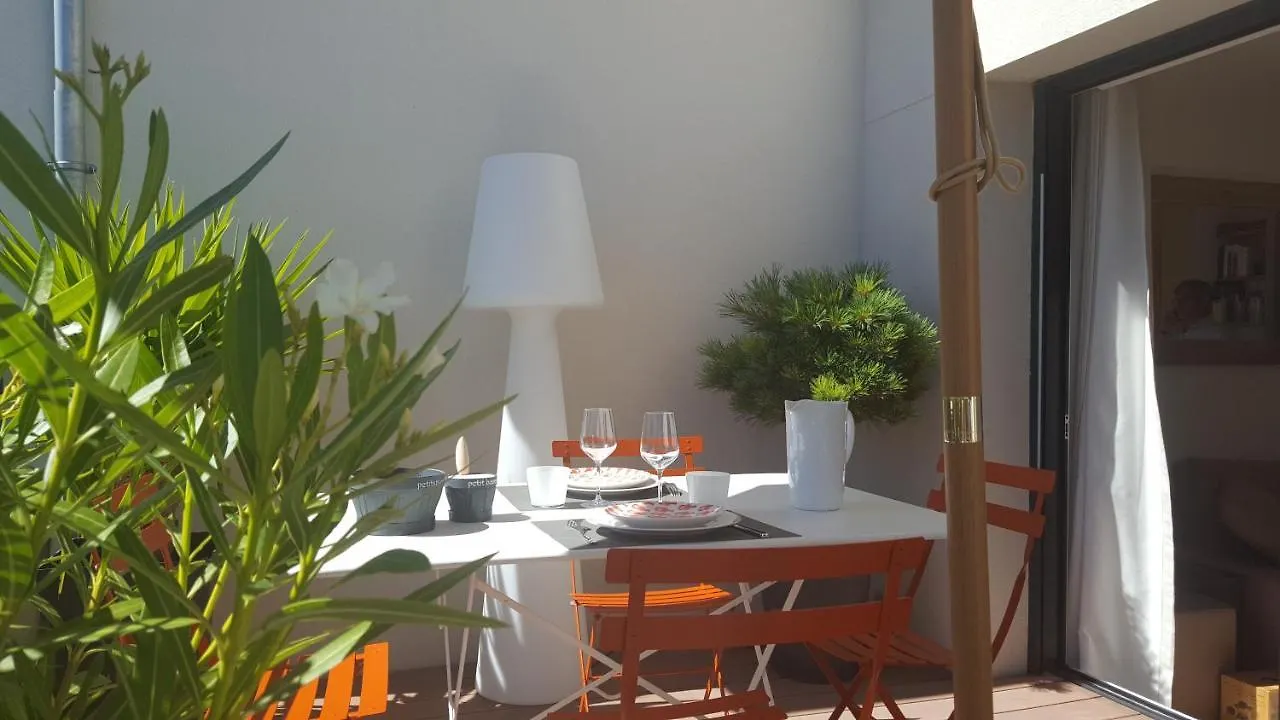 Апартаменты Les Cypres - Appt Avec Terrasse Proche Plage Сен-Мало Франция